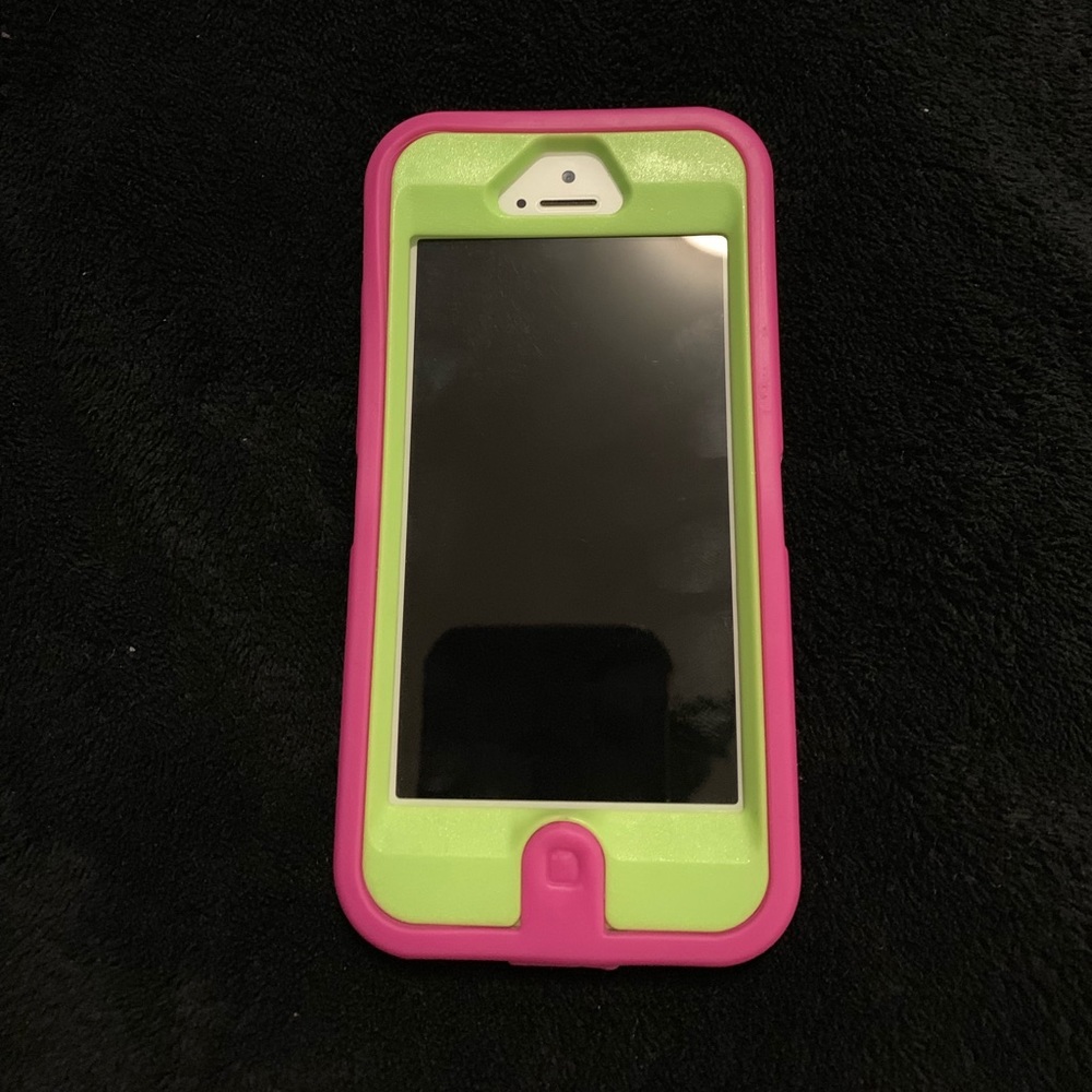 iPhone SE case